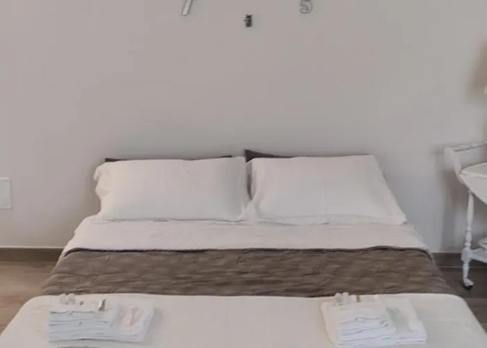 La Casetta Al Teatro * 古比奥